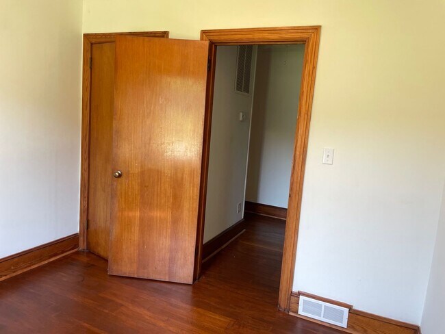 Building Photo - 3 Bed, 1 Bath Brick house in Ramseur