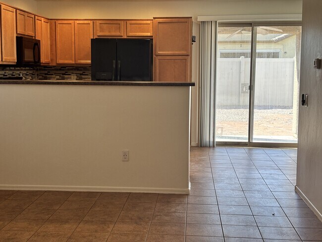 Building Photo - 21415 E Independence Way