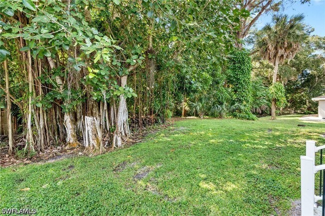 Building Photo - 10004 Connecticut St