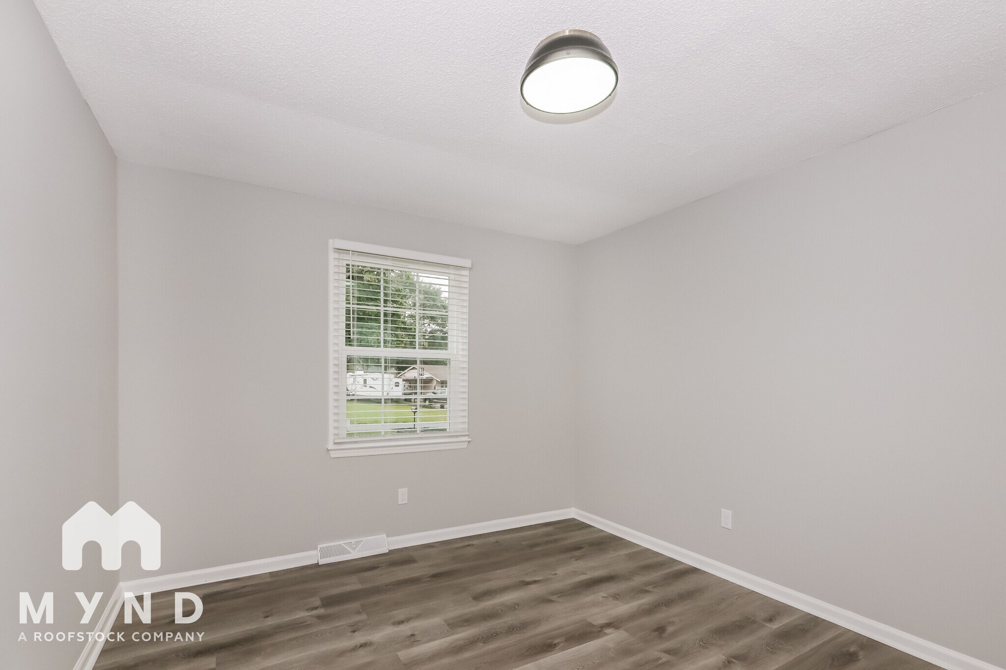 Building Photo - 4217 Heatherstone Dr