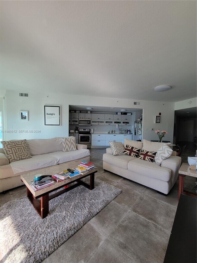 Building Photo - 6580 Indian Creek Dr