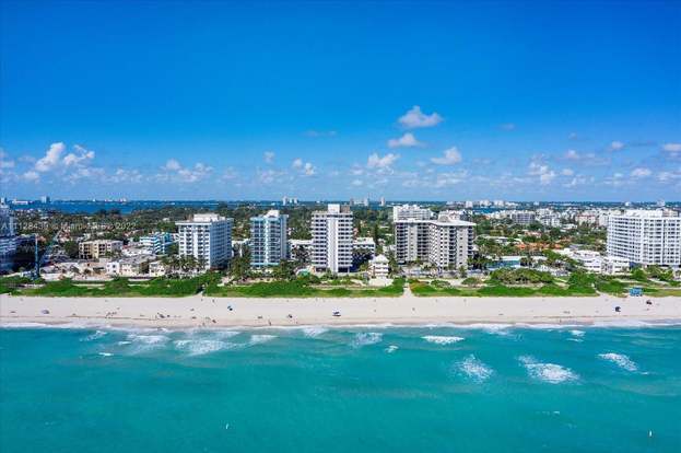 Building Photo - 9225 Collins Ave