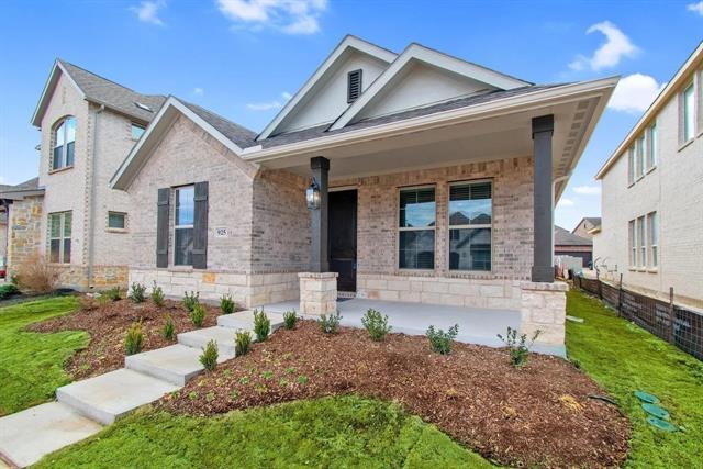 Building Photo - 925 Plaza Ln