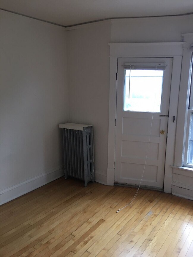 Building Photo - Castle Building