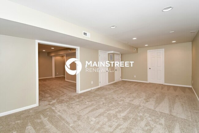 Building Photo - 3 Bedroom Pet-Friendly Home in Louisville,...