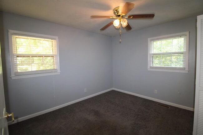 Building Photo - 4385 Red Lane Rd