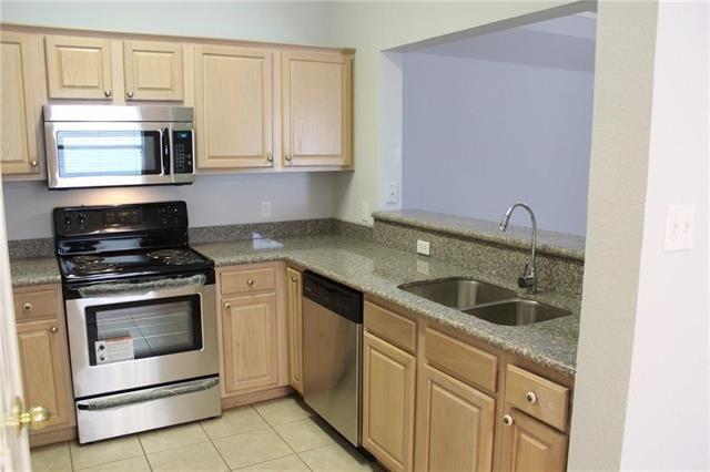 Building Photo - 5015 Mountain Spring Trail