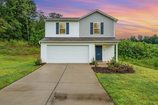 Primary Photo - Recent Rent Reduction! Recent Rent Reduction - Charming Home for Rent in Thomasville – Peaceful L...