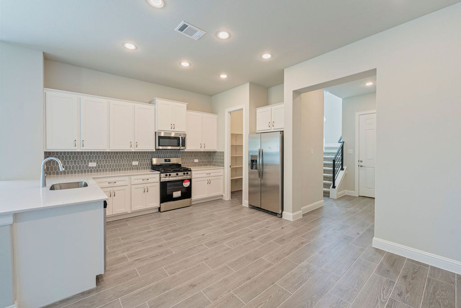 Building Photo - 601 C-Bar Ranch Trl
