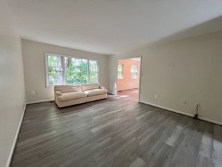 Building Photo - 3142 Searsmont Pl