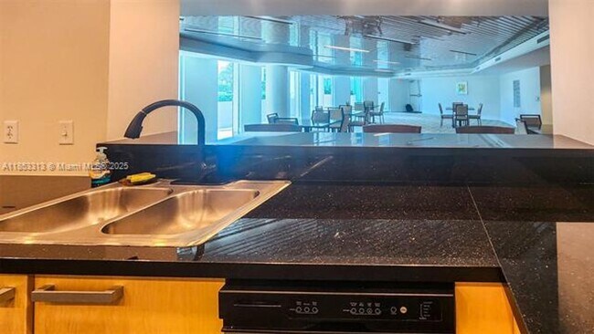 Building Photo - 3131 NE 188th St