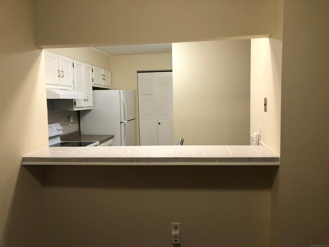 Building Photo - 73-79 Park Ave