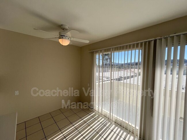 Building Photo - 550 El Cielo Rd