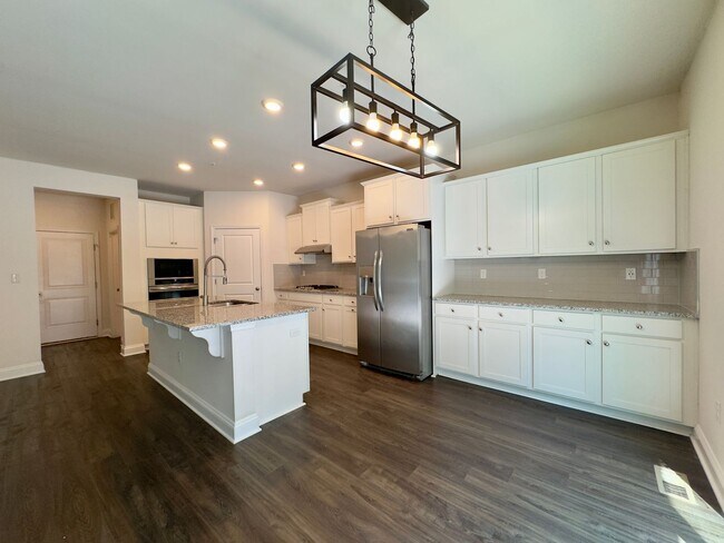 Building Photo - Charming 4 Bedroom/2.5 Bathroom Home in Bel Air, MD!