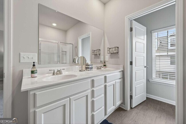 Building Photo - 2110 Wesson Ct
