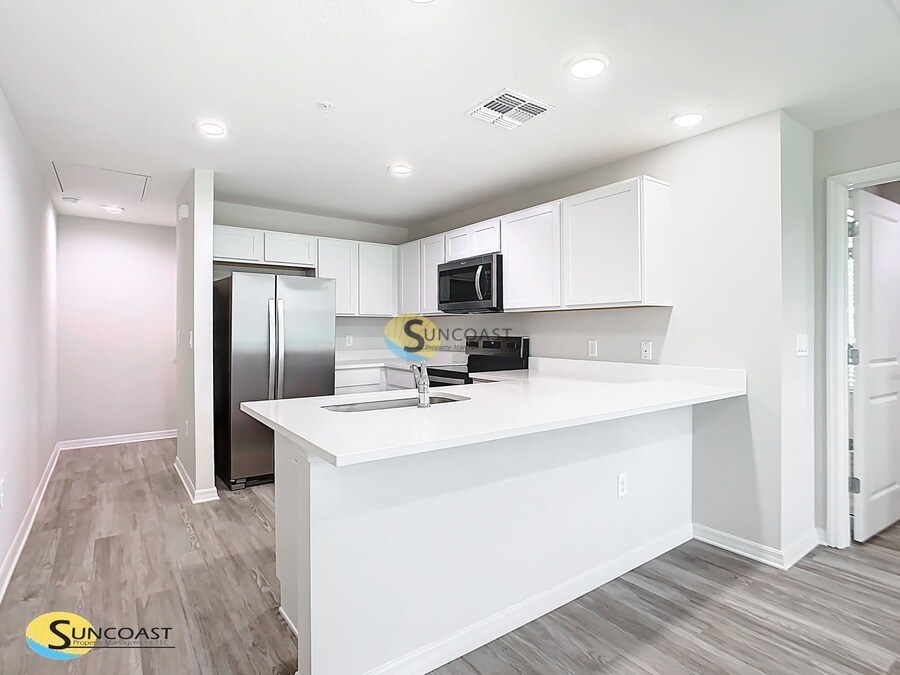 Building Photo - 3821 SW 43rd Ct