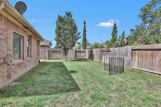Building Photo - 28234 Sweet Oak Ln