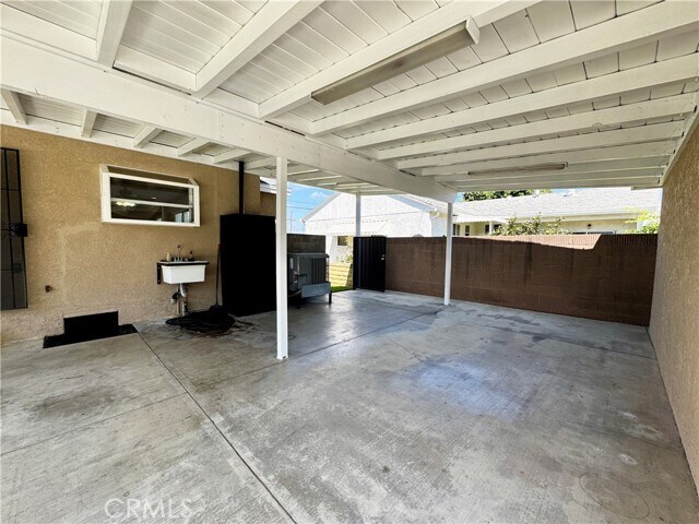 Building Photo - 14414 Studebaker Rd