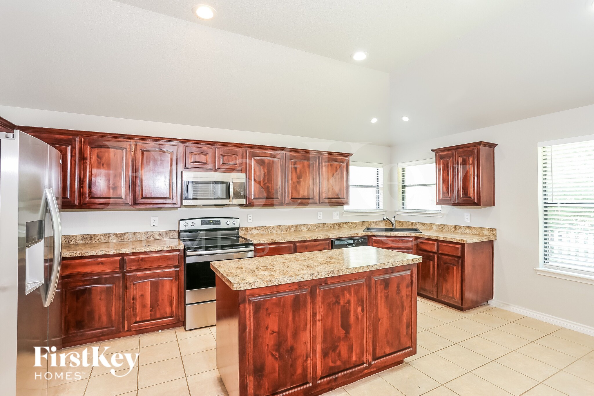 Building Photo - 2213 Brandy Dr