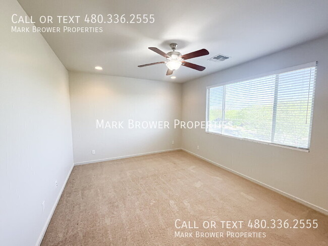 Building Photo - 2914 E Sands Dr