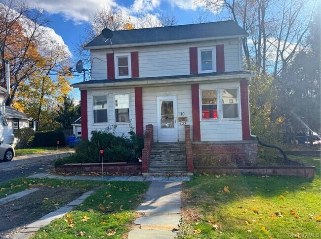 Building Photo - 10 Murray Ave