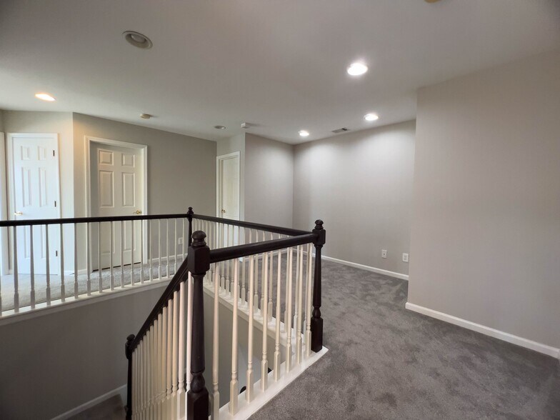 Building Photo - 3210 Warbler Way