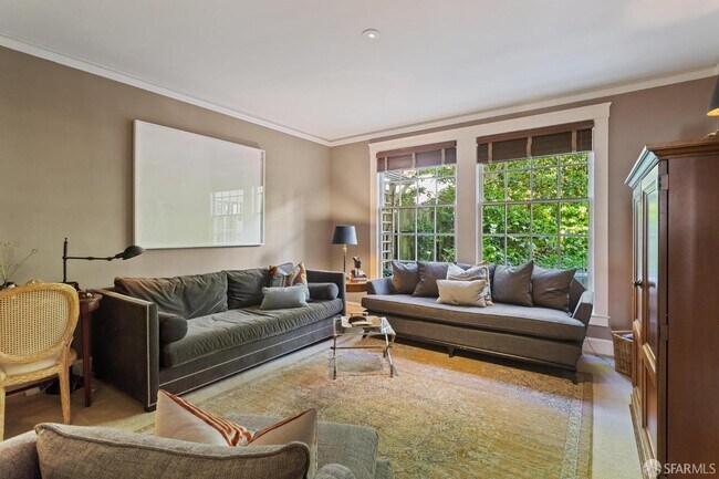 Building Photo - 67 Divisadero St