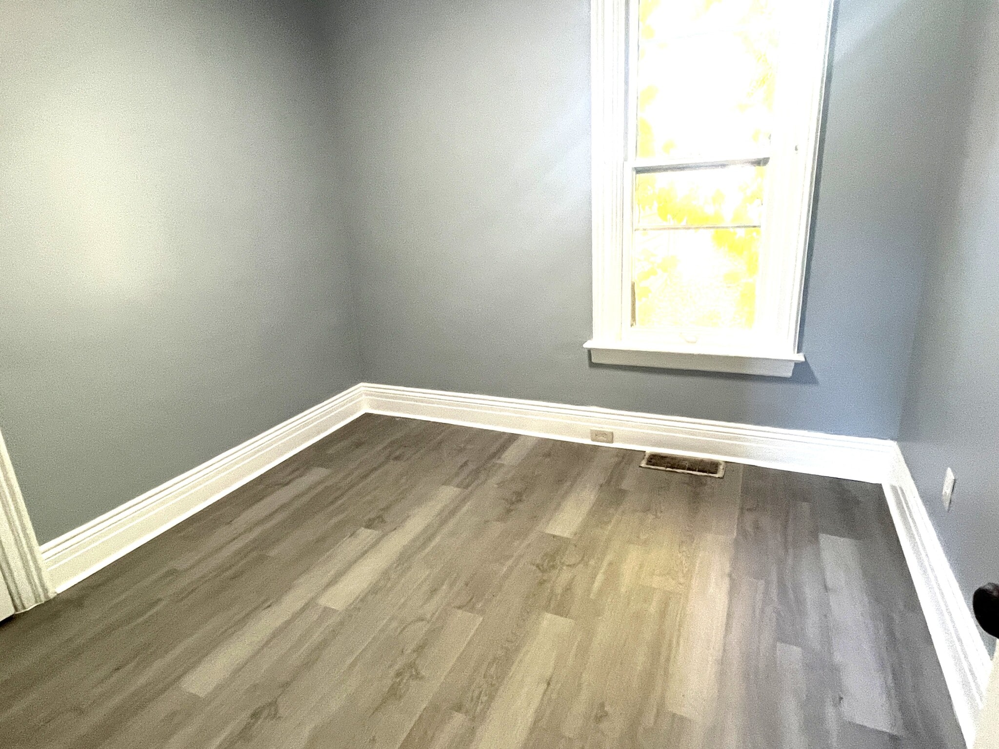 Building Photo - 715 Vine St