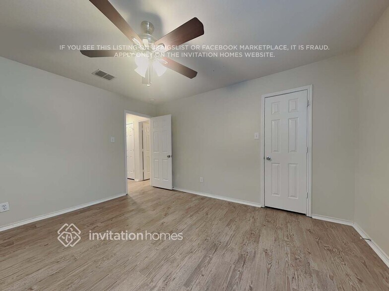 Building Photo - 12721 Shady Cedar Dr