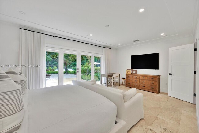 Building Photo - 6140 SW 90th St