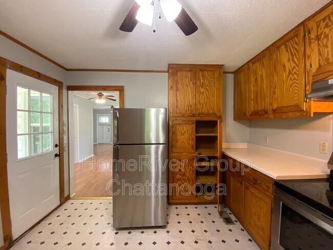Building Photo - 953 Chattanooga Valley Rd