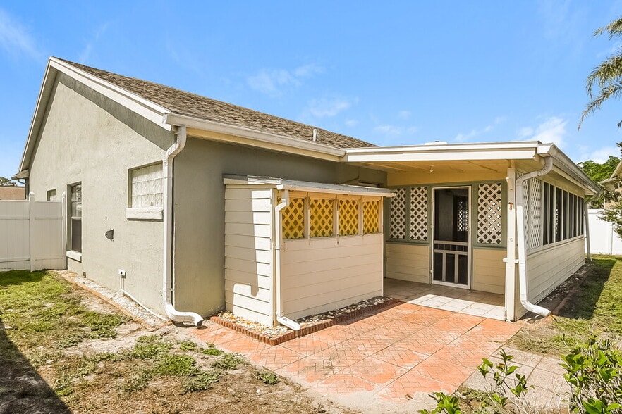 Building Photo - 797 Minerva Ln