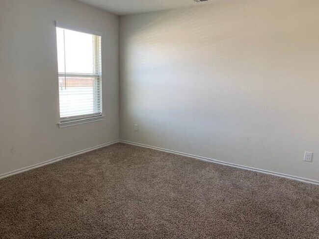 Building Photo - 814 Rustic Meadows Trl