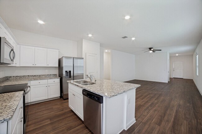 Building Photo - 14426 Elkhorn Crest