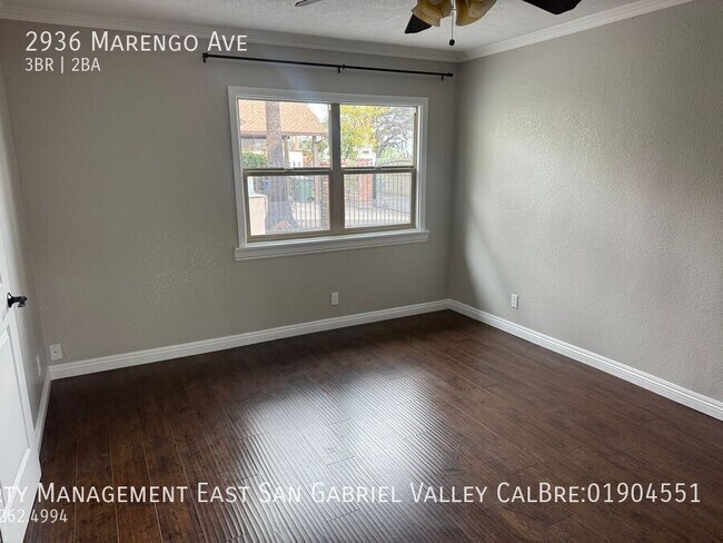 Building Photo - 2936 N Marengo Ave