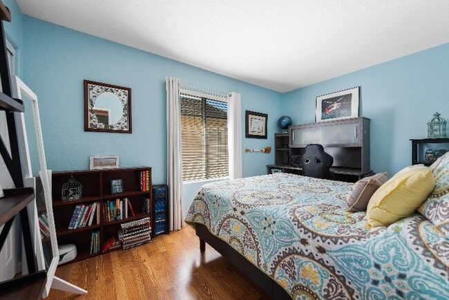 Building Photo - 2149 Via Arandana