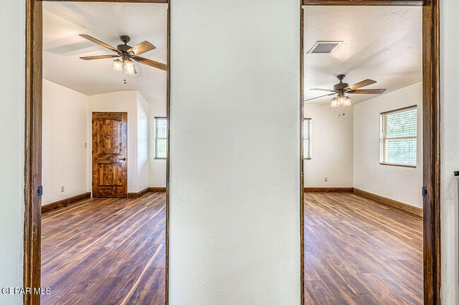 Building Photo - 137 Lanell Dr