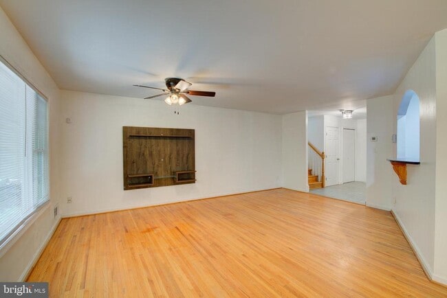 Building Photo - 11621 Sourwood Ln