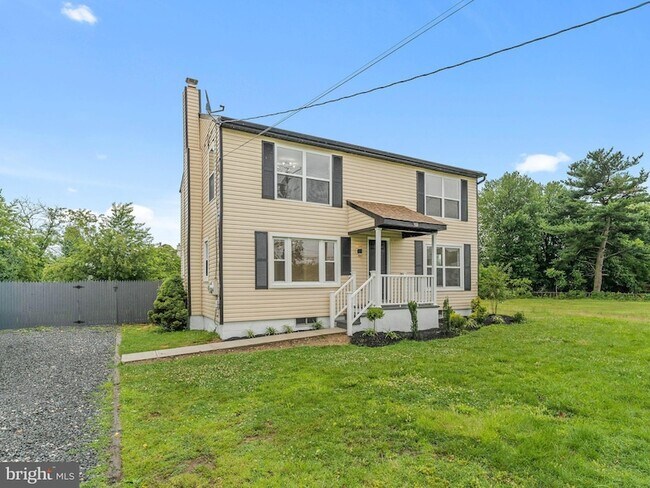 Building Photo - 308 Delsea Dr
