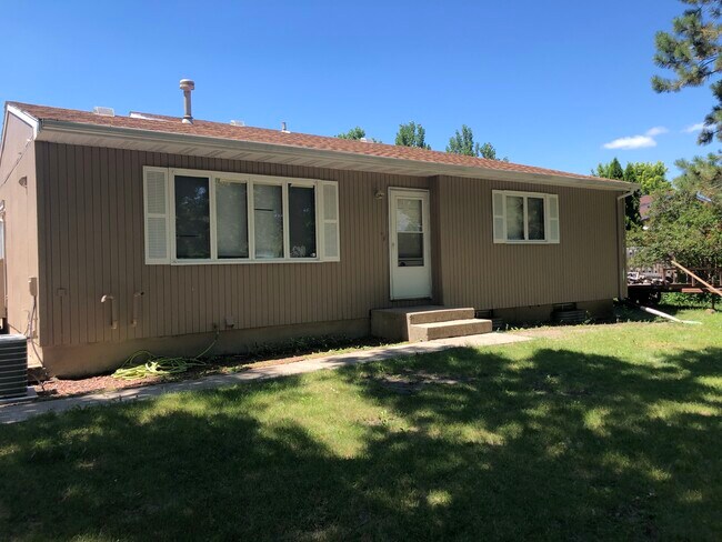 Building Photo - 3101 Westgate Dr S