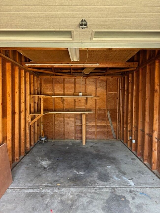 Building Photo - 840-842 OLYMPIC