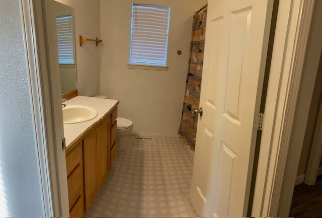 Building Photo - 61369 Elkhorn St