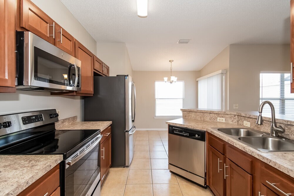 Building Photo - 12335 Silent Brook Trail N