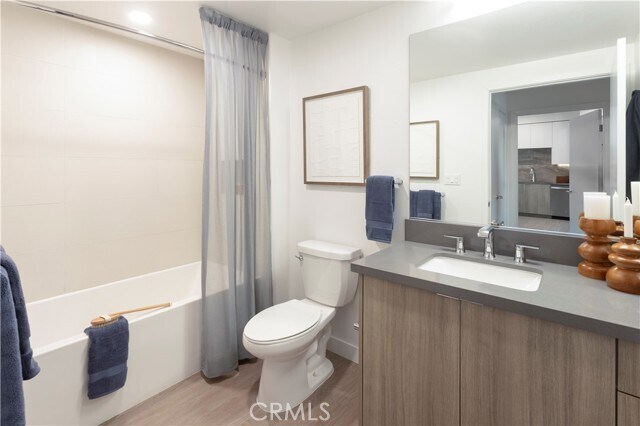 Building Photo - 511 S Harbor Blvd