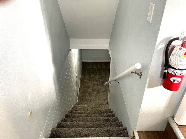 Building Photo - RADER 1321