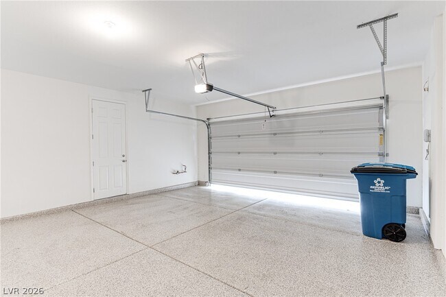 Building Photo - 10106 W Meranto Ave