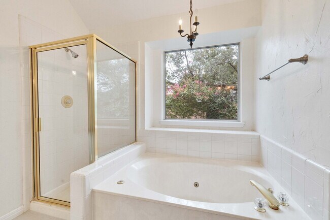 Building Photo - Charming Home in the Coveted River Place Community 5407 Merrywing Circle, Austin, TX 78730