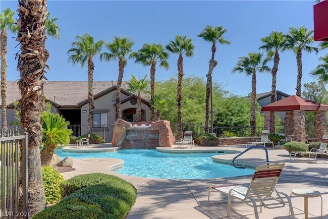 Building Photo - 8250 N Grand Canyon Dr