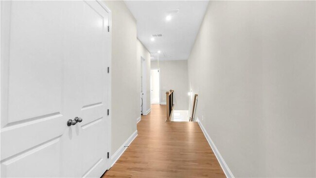 Building Photo - 726 Stickley Oak Way