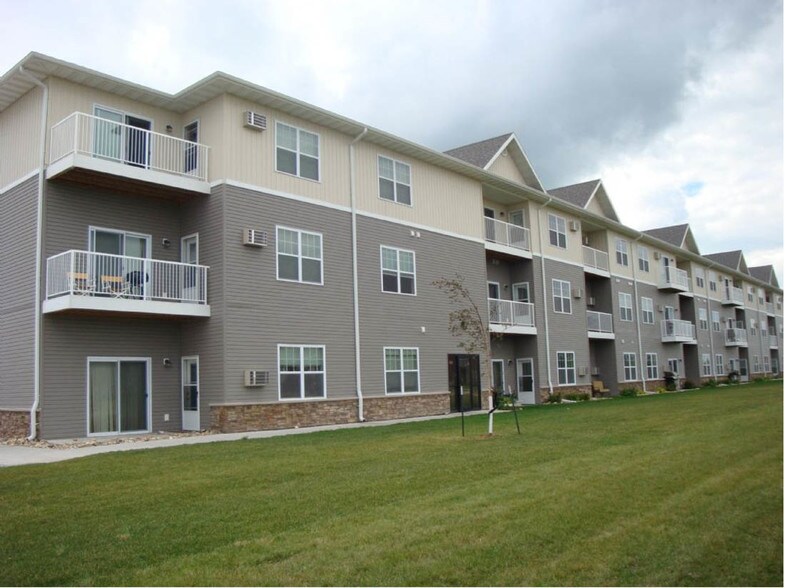 Boulder Ridge Apartments 4960 47th St S Fargo ND 58104 Apartment Finder